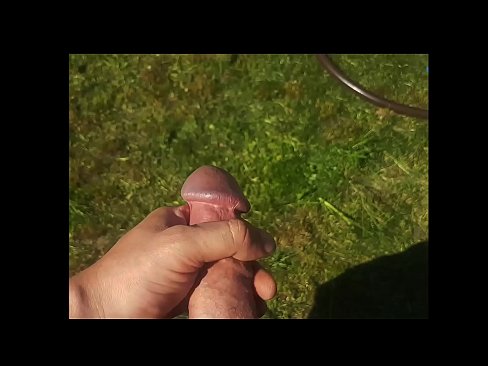 ❤️ Hot hottie får den rosa fitten hennes knullet og kommer med en sprut i en sommerhage ❤ Russisk porno på porno no.sexafinkarasskaz.ru ❌❤