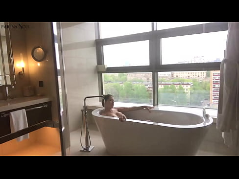 ❤️ En fantastisk babe som lidenskapelig rykker av seg fitta på badet ❤ Russisk porno på porno no.sexafinkarasskaz.ru ❌❤
