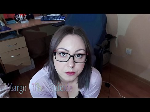 ❤️ Sexy jente med briller suger dildo dypt på kamera ❤ Russisk porno på porno no.sexafinkarasskaz.ru ❌❤