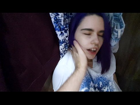 ❤️ Fant min søster i skapet og hjalp henne med å komme ❤ Russisk porno på porno no.sexafinkarasskaz.ru ❌❤